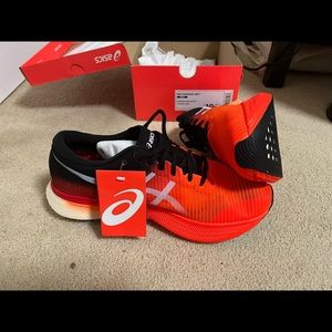 Asics Metaspeed Sky Mens size 10 (brand new with tags)